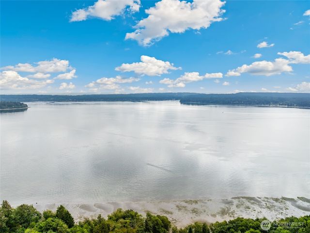 2012 NE Amhurst Court, Poulsbo, WA 98370