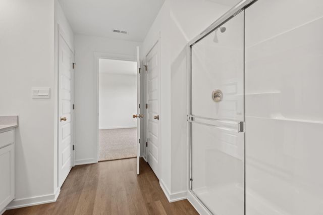 167 Cressmoor Boulevard, Hobart, IN 46342