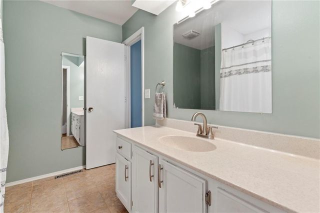 13212 W 67th Street, Shawnee, KS 66216