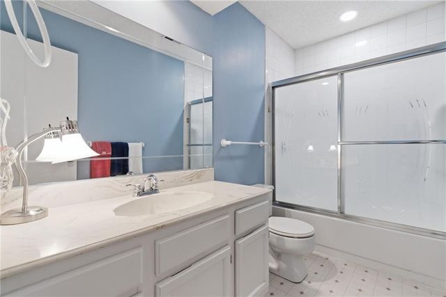 13212 W 67th Street, Shawnee, KS 66216