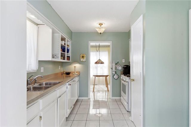 13212 W 67th Street, Shawnee, KS 66216