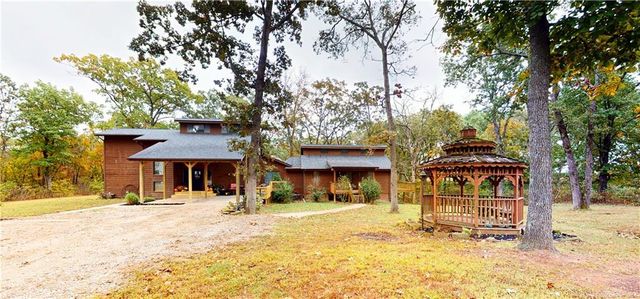 23529 E Overland Road, Nevada, MO 64772