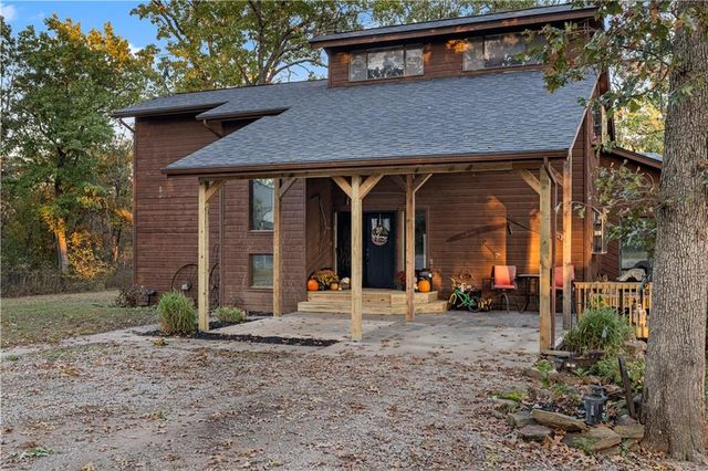 23529 E Overland Road, Nevada, MO 64772