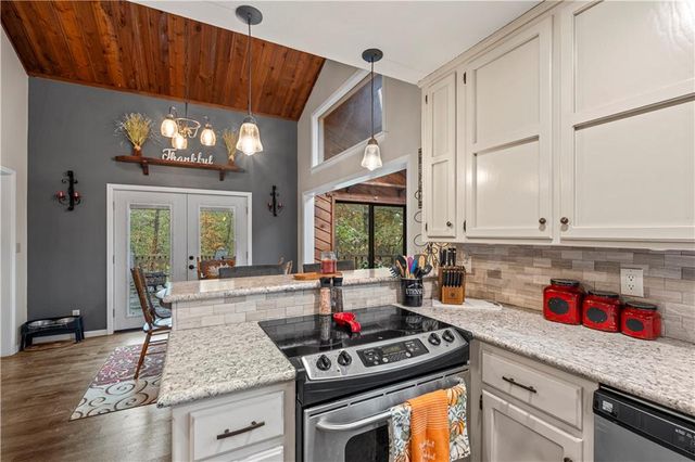 23529 E Overland Road, Nevada, MO 64772