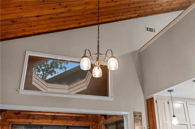 23529 E Overland Road, Nevada, MO 64772