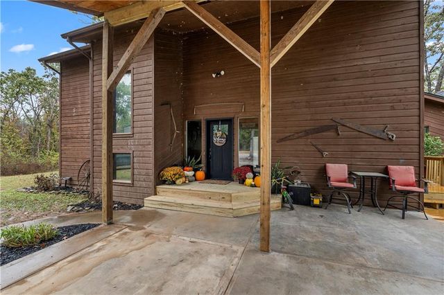 23529 E Overland Road, Nevada, MO 64772