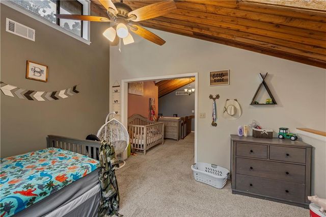 23529 E Overland Road, Nevada, MO 64772