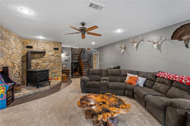 23529 E Overland Road, Nevada, MO 64772