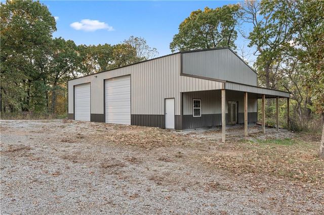 23529 E Overland Road, Nevada, MO 64772