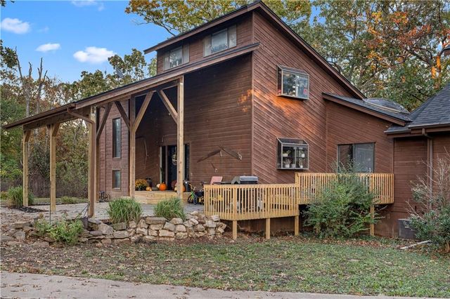 23529 E Overland Road, Nevada, MO 64772