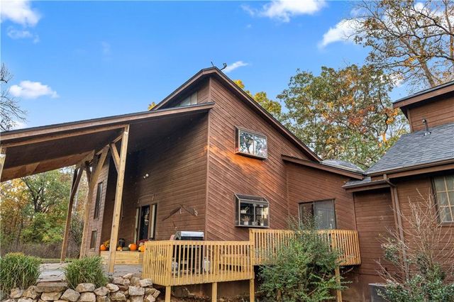 23529 E Overland Road, Nevada, MO 64772