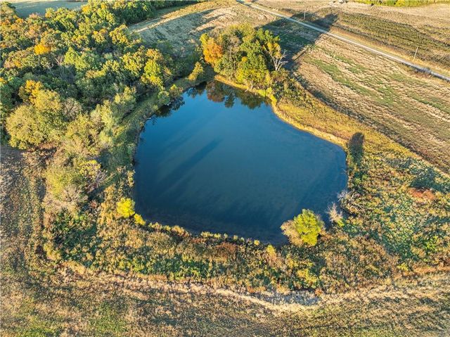 23529 E Overland Road, Nevada, MO 64772