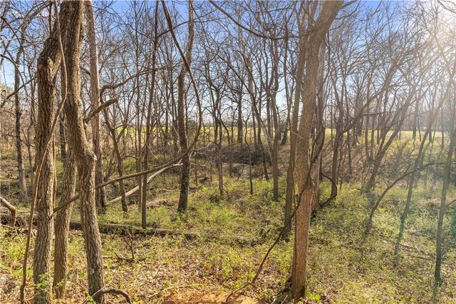 23529 E Overland Road, Nevada, MO 64772