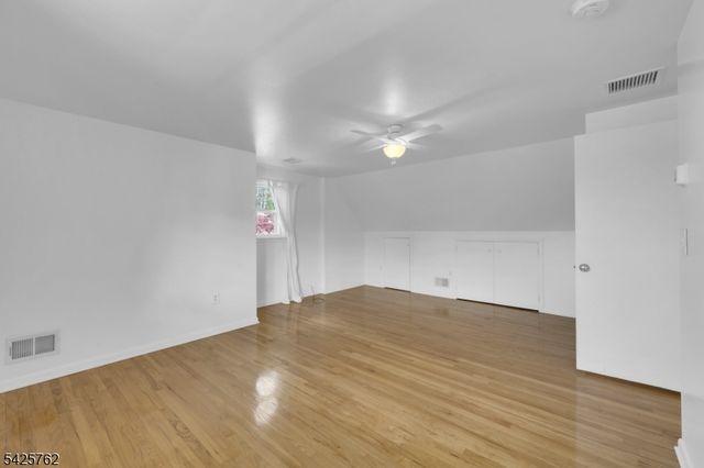 41 Lakewood Dr, Mountain Lakes Boro, NJ 07046