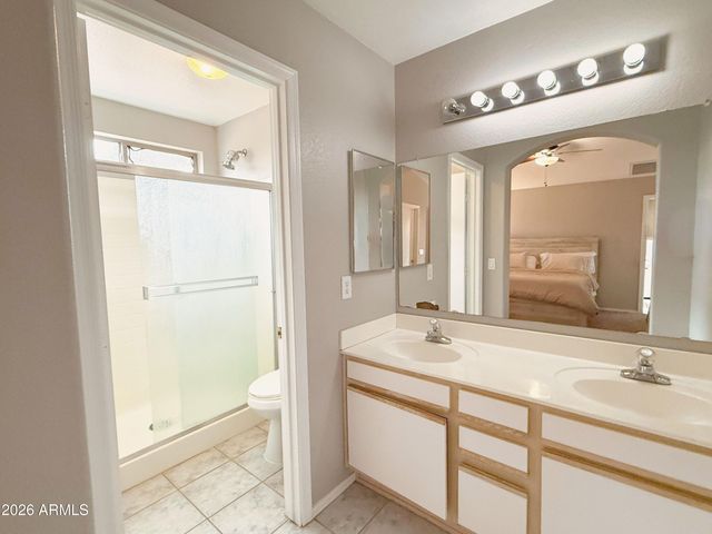 6757 W Gardenia Avenue, Glendale, AZ 85303