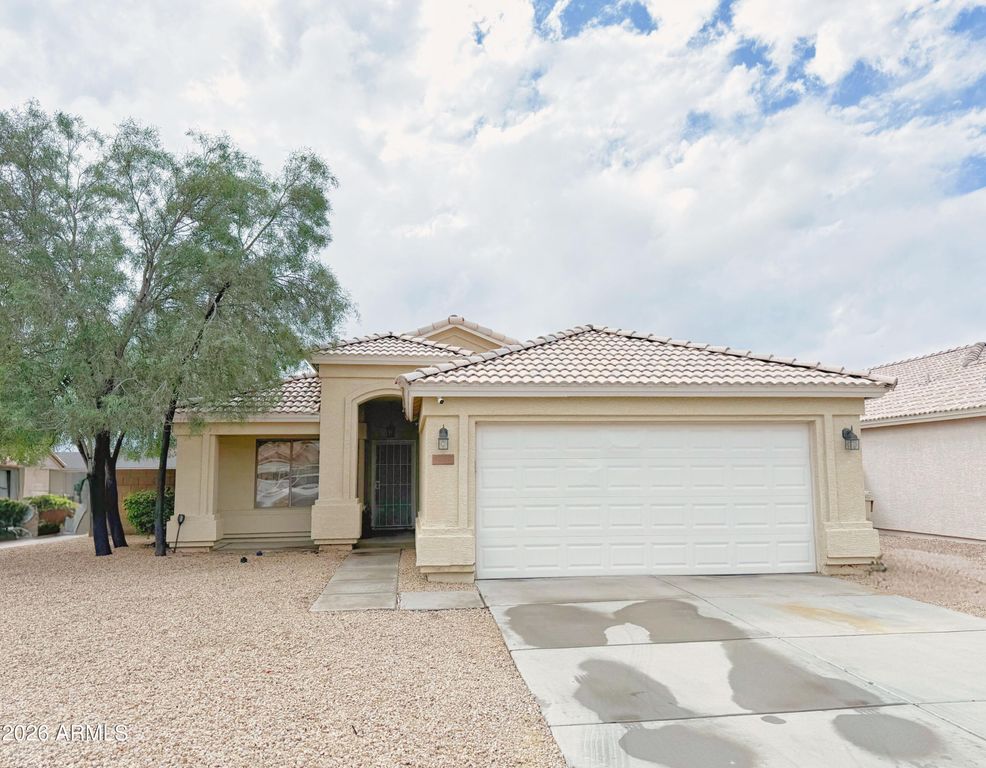 6757 W Gardenia Avenue, Glendale, AZ 85303