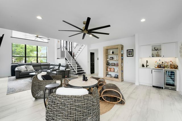 4290 SE Whiticar Way, Stuart, FL 34997