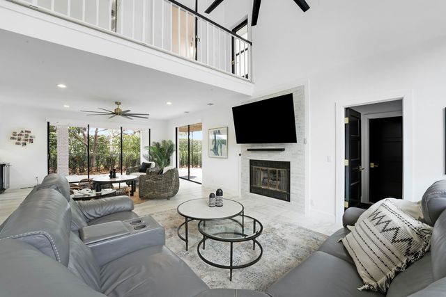 4290 SE Whiticar Way, Stuart, FL 34997