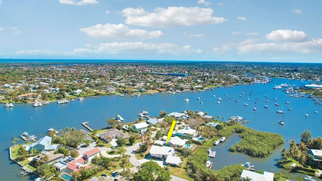 4290 SE Whiticar Way, Stuart, FL 34997