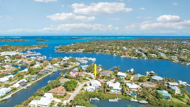 4290 SE Whiticar Way, Stuart, FL 34997