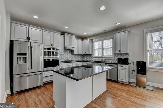 2340 Saxony Trace, Alpharetta, GA 30005