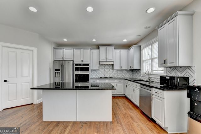 2340 Saxony Trace, Alpharetta, GA 30005