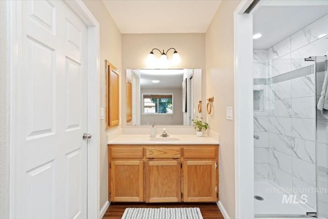 8806 W Midland St, Boise, ID 83704
