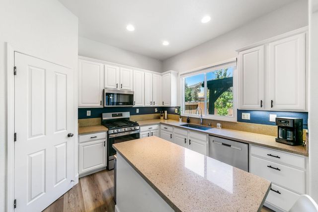 3263 Aruba St, West Sacramento, CA 95691