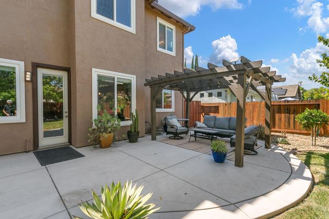 3263 Aruba St, West Sacramento, CA 95691