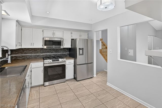 800 Archer Road, Bedford, OH 44146
