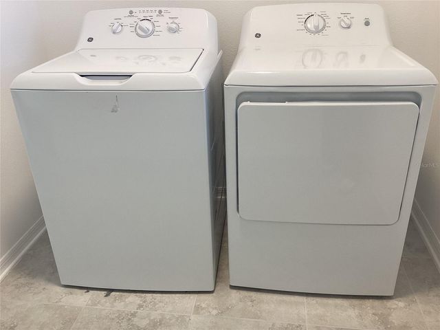 3023 ADAMS CROSS DRIVE, Zephyrhills, FL 33540