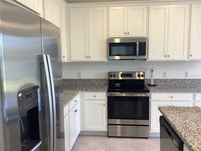 3023 ADAMS CROSS DRIVE, Zephyrhills, FL 33540