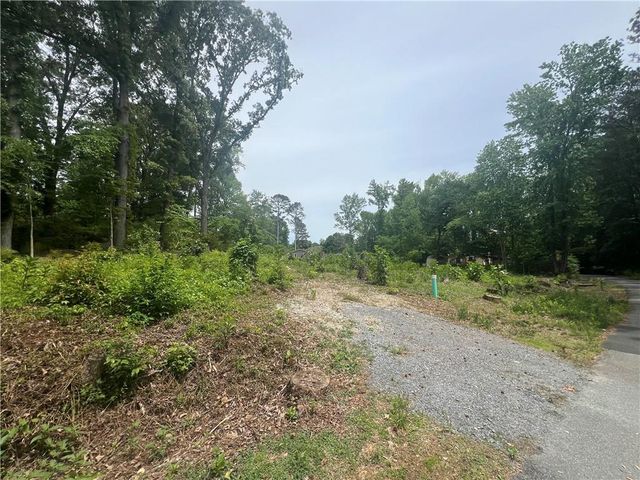 4630 White Lake Drive NW, Acworth, GA 30101