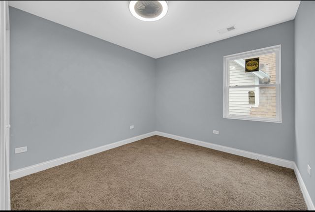 37 N Lotus Avenue, Chicago, IL 60644