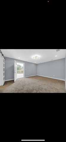 37 N Lotus Avenue, Chicago, IL 60644