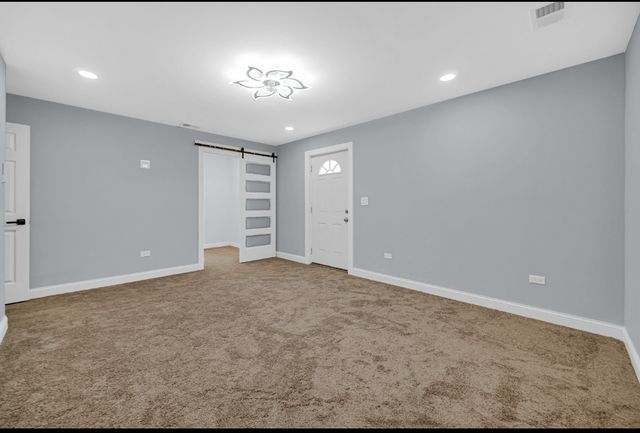 37 N Lotus Avenue, Chicago, IL 60644