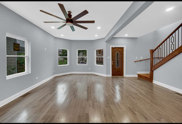 37 N Lotus Avenue, Chicago, IL 60644