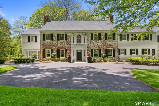 530 Round Hill Road, Greenwich, CT 06831