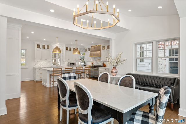 530 Round Hill Road, Greenwich, CT 06831