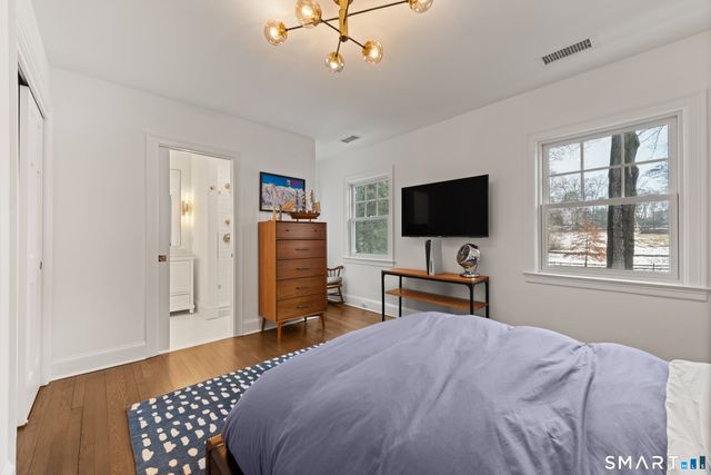 530 Round Hill Road, Greenwich, CT 06831