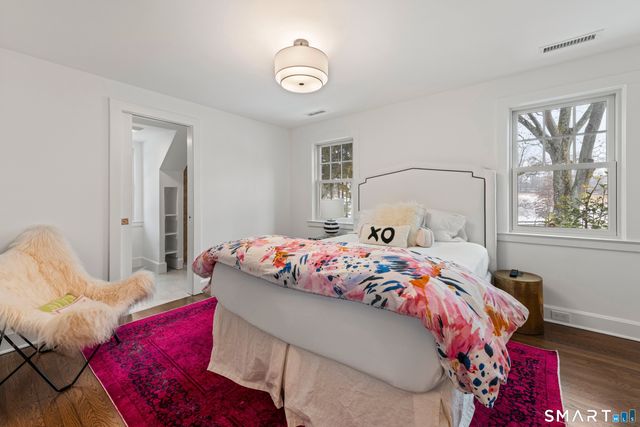 530 Round Hill Road, Greenwich, CT 06831
