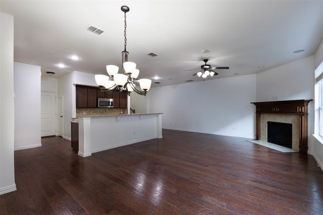 394 Teague Drive, Lewisville, TX 75067