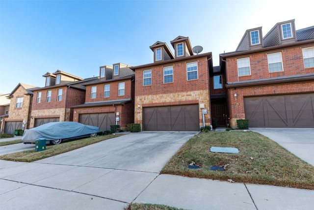 394 Teague Drive, Lewisville, TX 75067