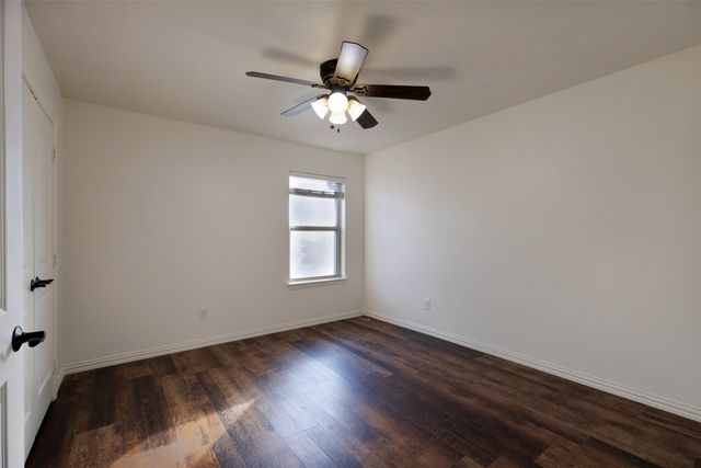 394 Teague Drive, Lewisville, TX 75067