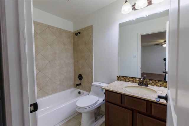 394 Teague Drive, Lewisville, TX 75067