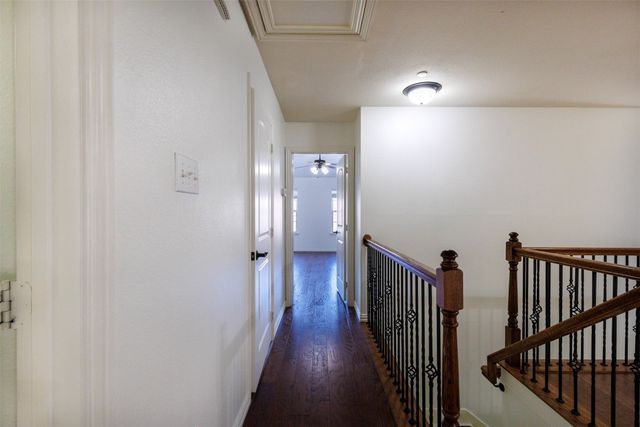 394 Teague Drive, Lewisville, TX 75067