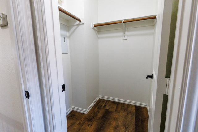 394 Teague Drive, Lewisville, TX 75067