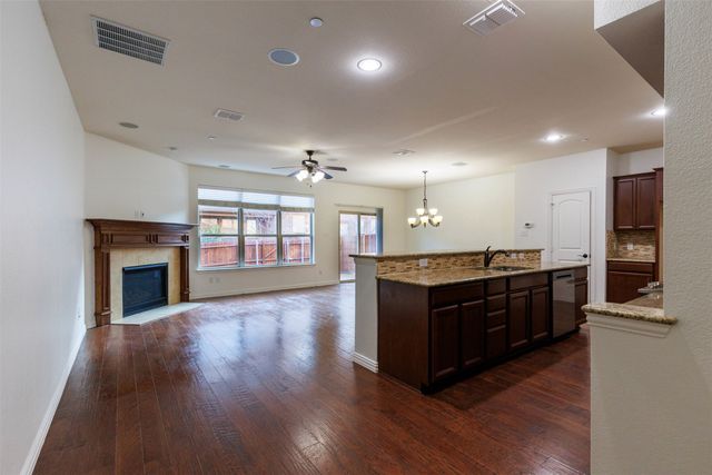 394 Teague Drive, Lewisville, TX 75067