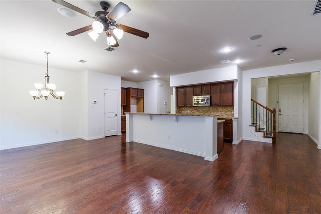 394 Teague Drive, Lewisville, TX 75067