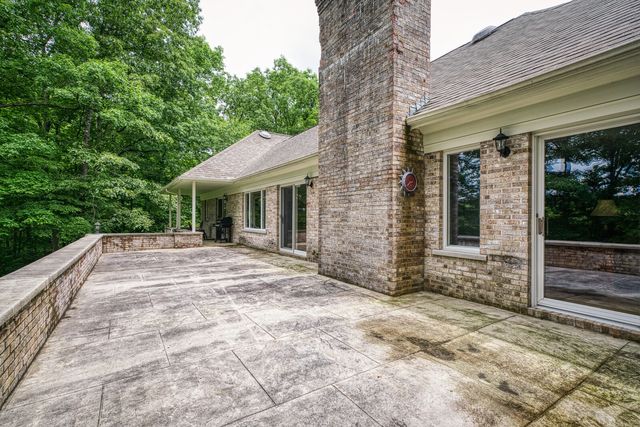 60 Bluff Rd, Crossville, TN 38555